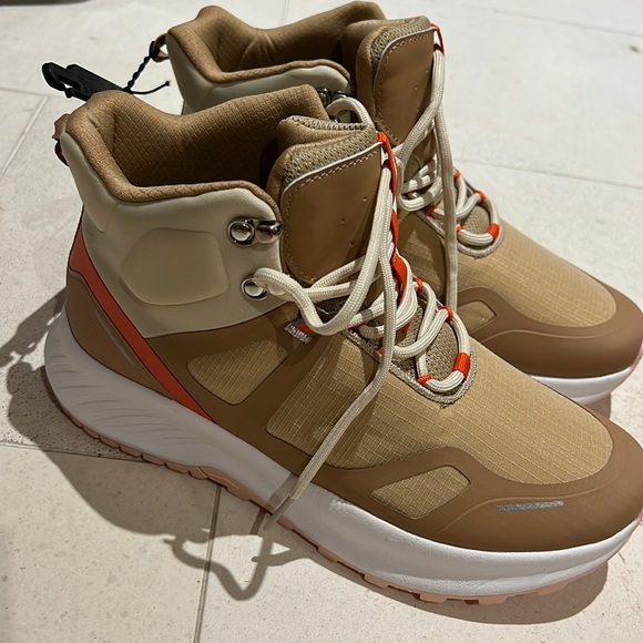 Avia Shoes Nwt Avia Mid Hiking Boots Size 8 Poshmark